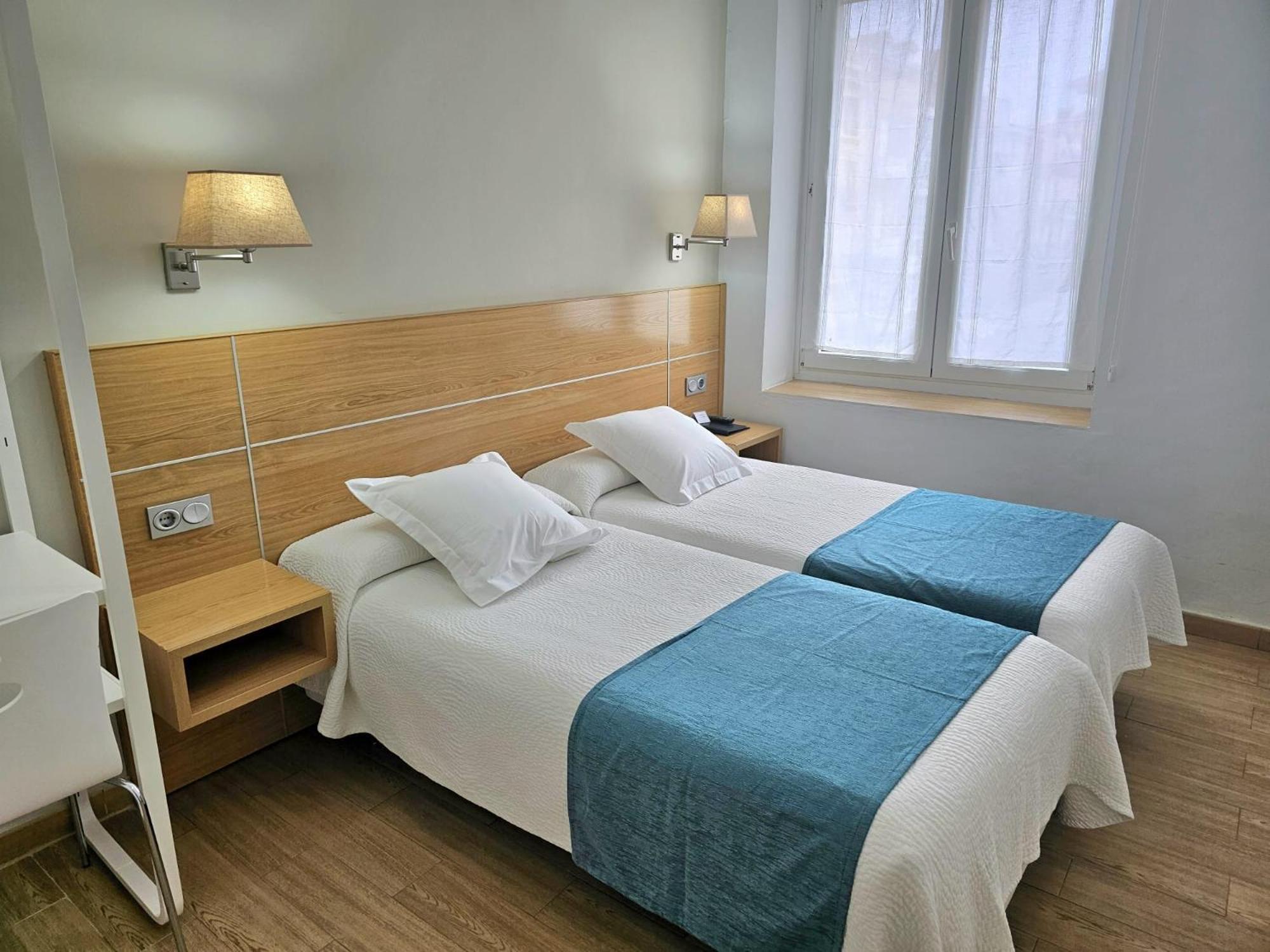 Musika Plaza Hotel Zarautz Buitenkant foto
